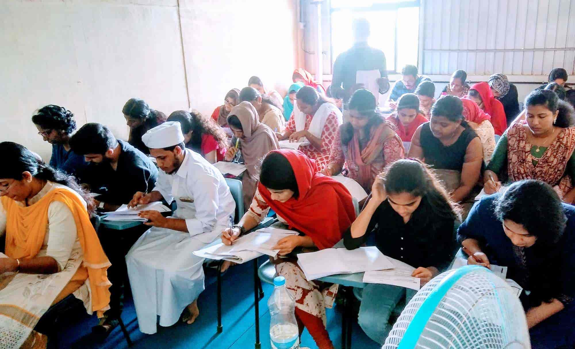 Top Online Tutorials For Csir Ugc Net in Kaloor, Ernakulam near me