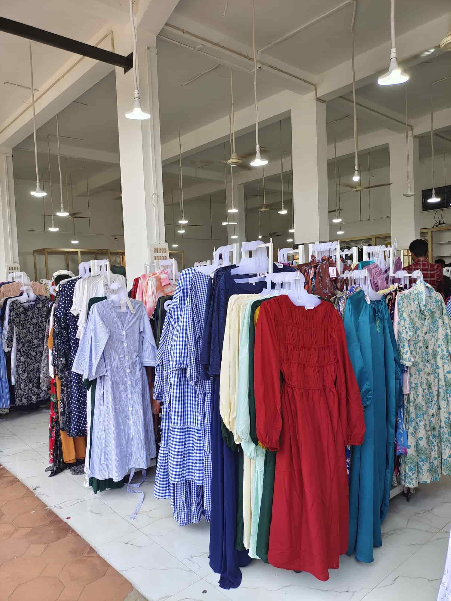 ladies dress shops in calicut Kashka Designer Collections Palayam,Kozhikode - Best Women Readymade Garment Retailers near me in Kozhikode dress_type_Sweetheart Neckline