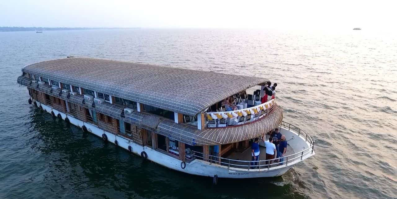 Top House Boat Reservations in Kozhikode Best Houseboat Reservations