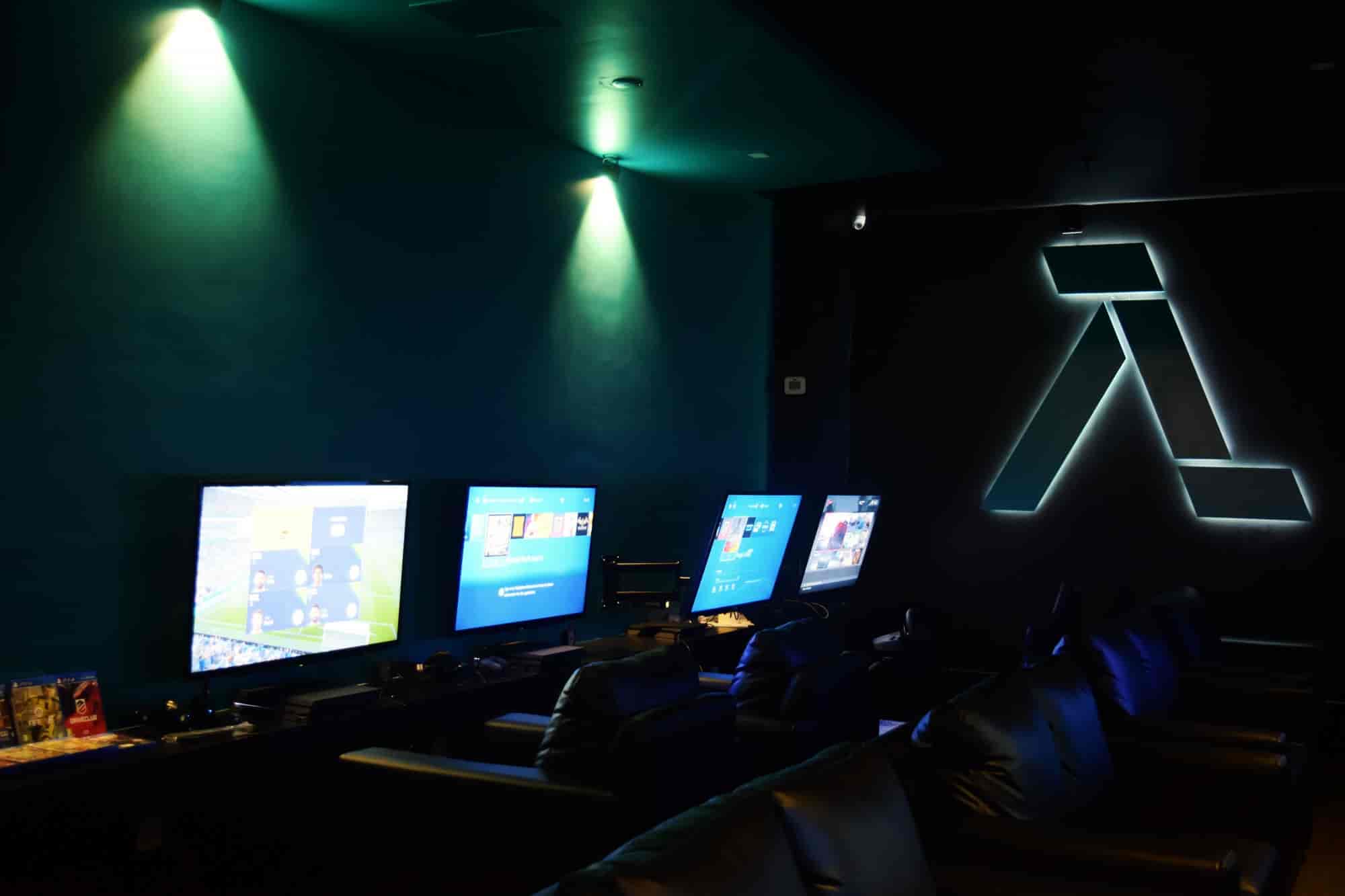 Lambda Gaming (Hilite Mall) in Eringallur,Kozhikode - Best Gaming Zones  near me in Kozhikode - Justdial