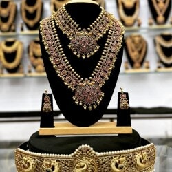 Fancy artificial jewellery top