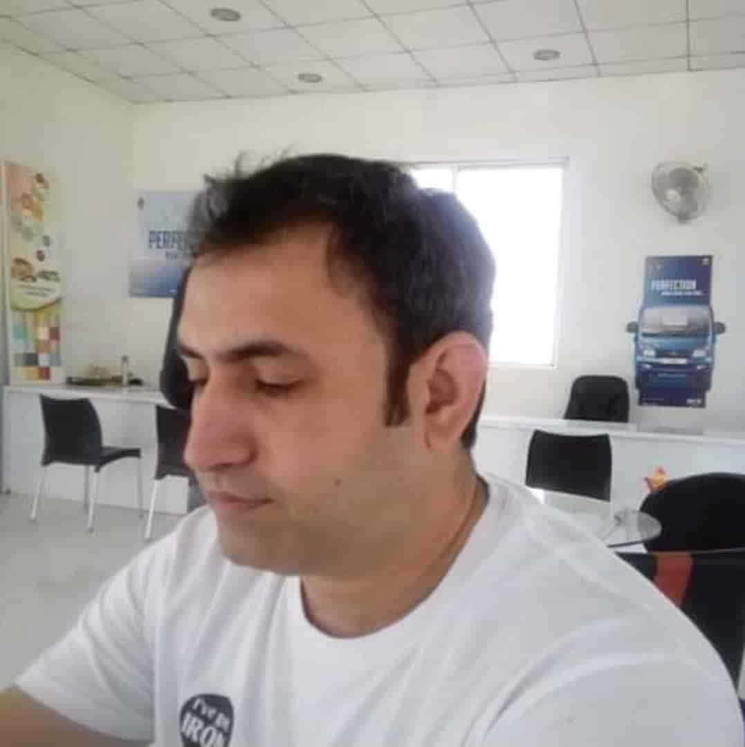 Global Commercial Vehicle in Kamshet,Lonavala Best Second Hand Truck