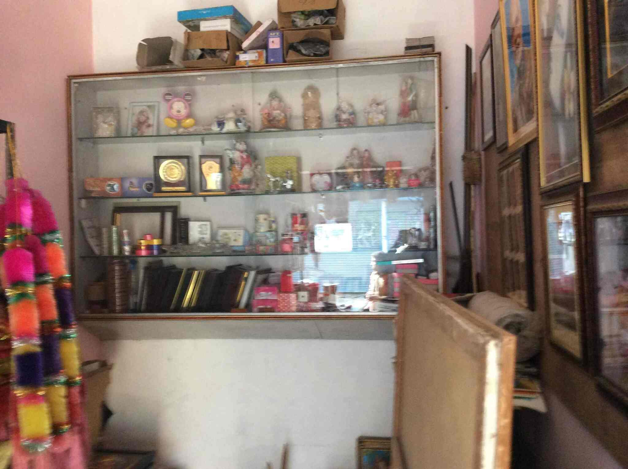 Kaushal Photo Framing in Jankipuram,Lucknow Best Photo Frame