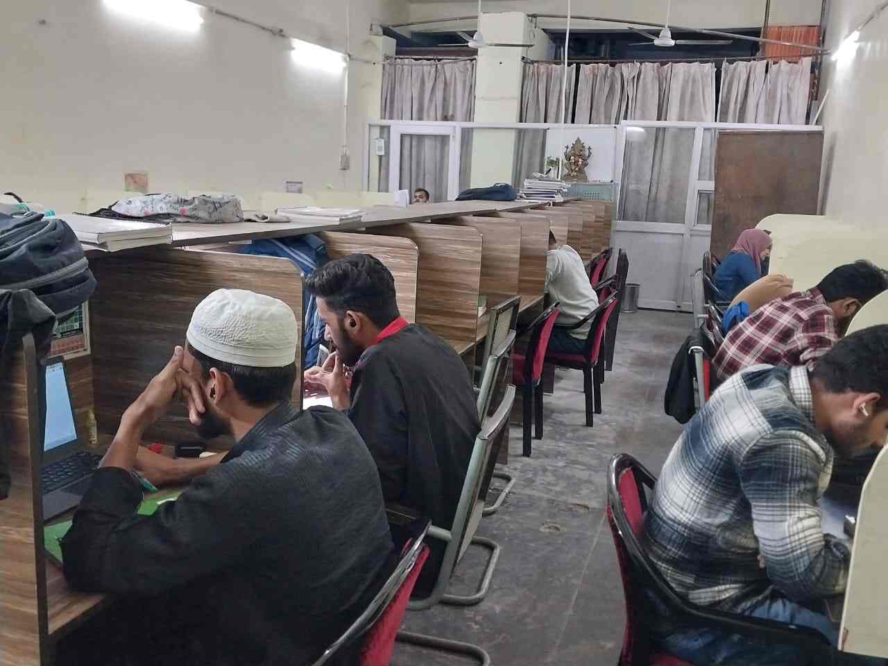 Chowdhurys Library 4