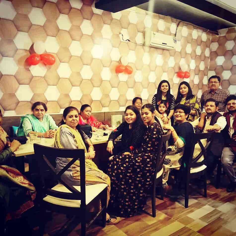 Popular Restaurants Serving Fish Finger in Aliganj, Lucknow