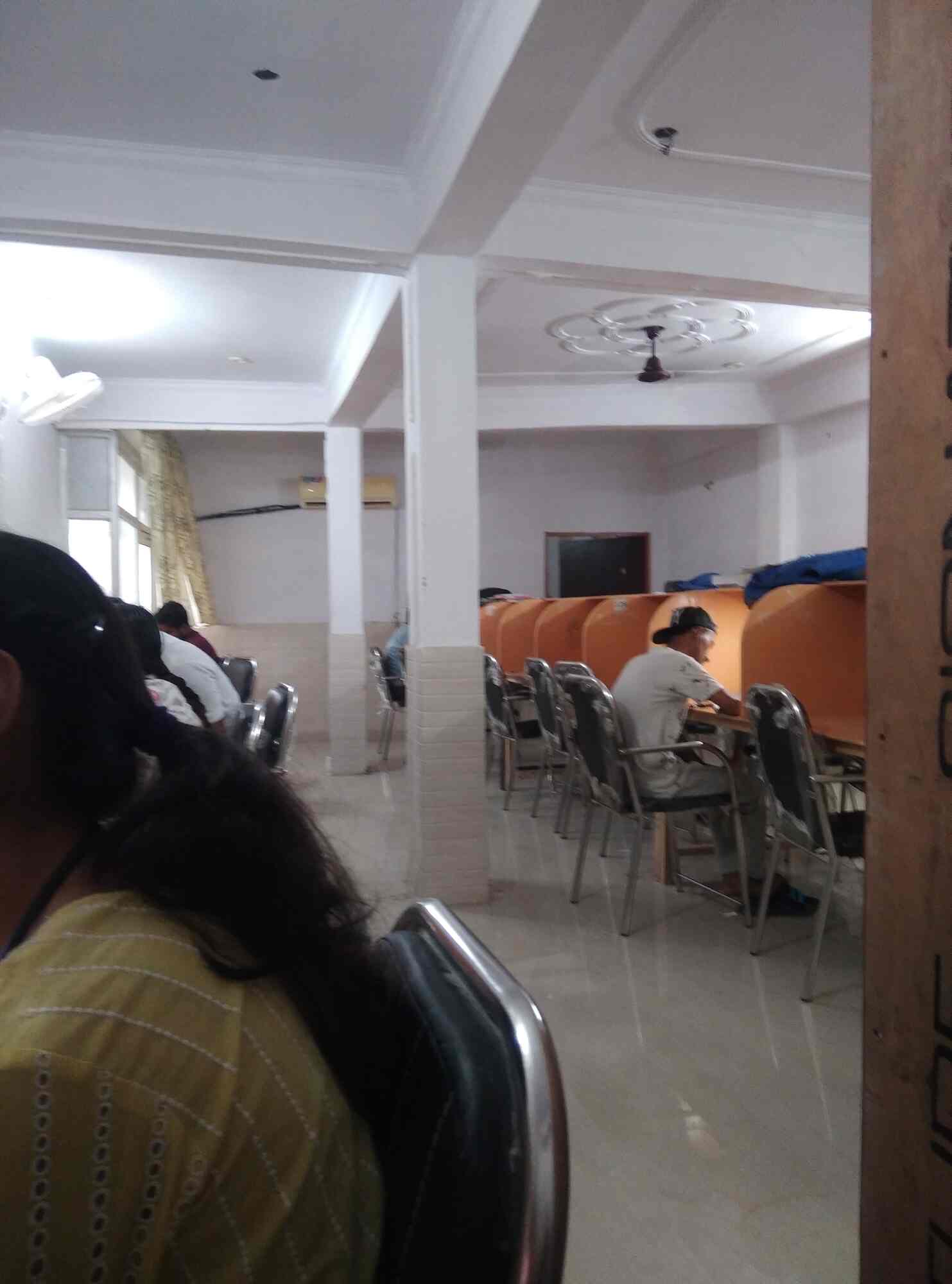 Saraswati Library in Roberts Lines,Lucknow Best Libraries in Lucknow