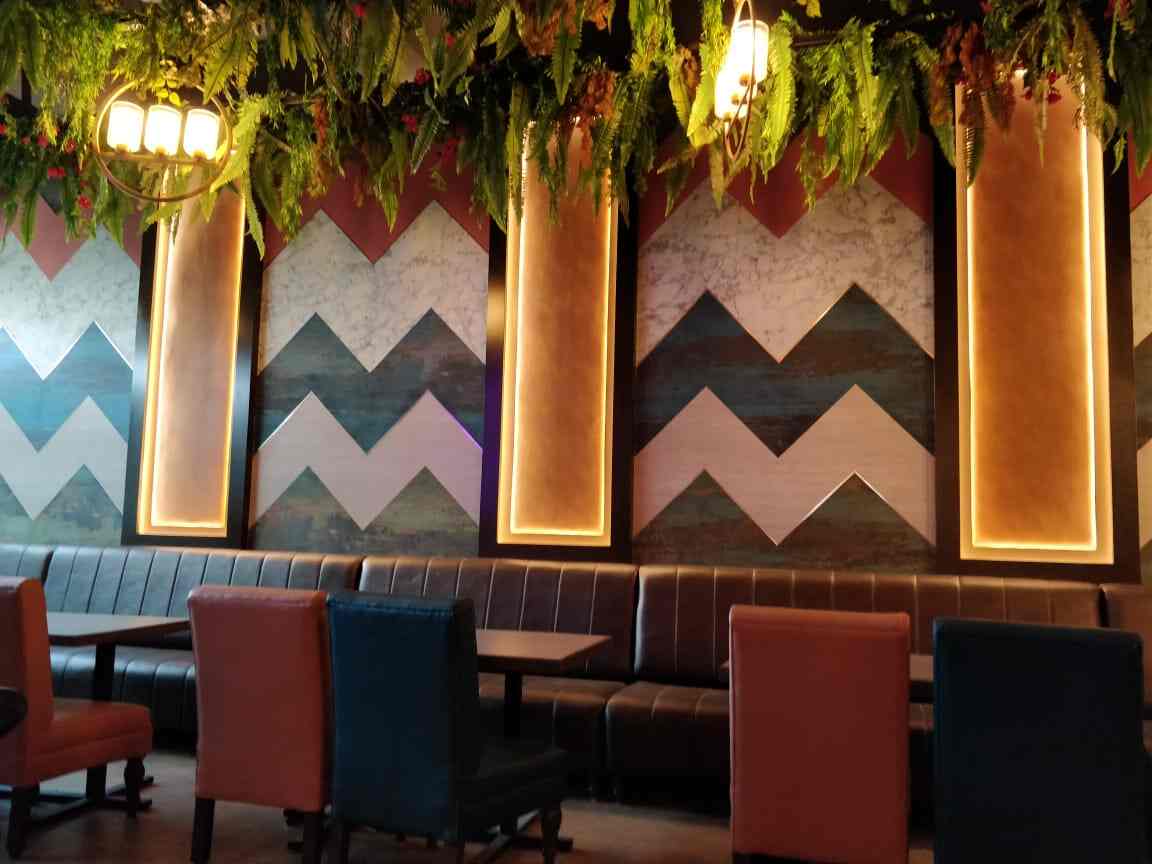 Zync Restrobar in Gomti Nagar,Lucknow Order Food Online Best Lounge