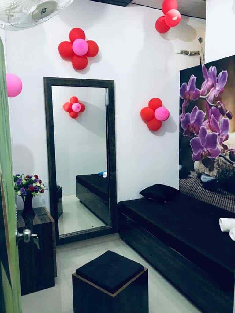 Top Salons near Lalbagh Girls Inter College Lalbagh, Lucknow
