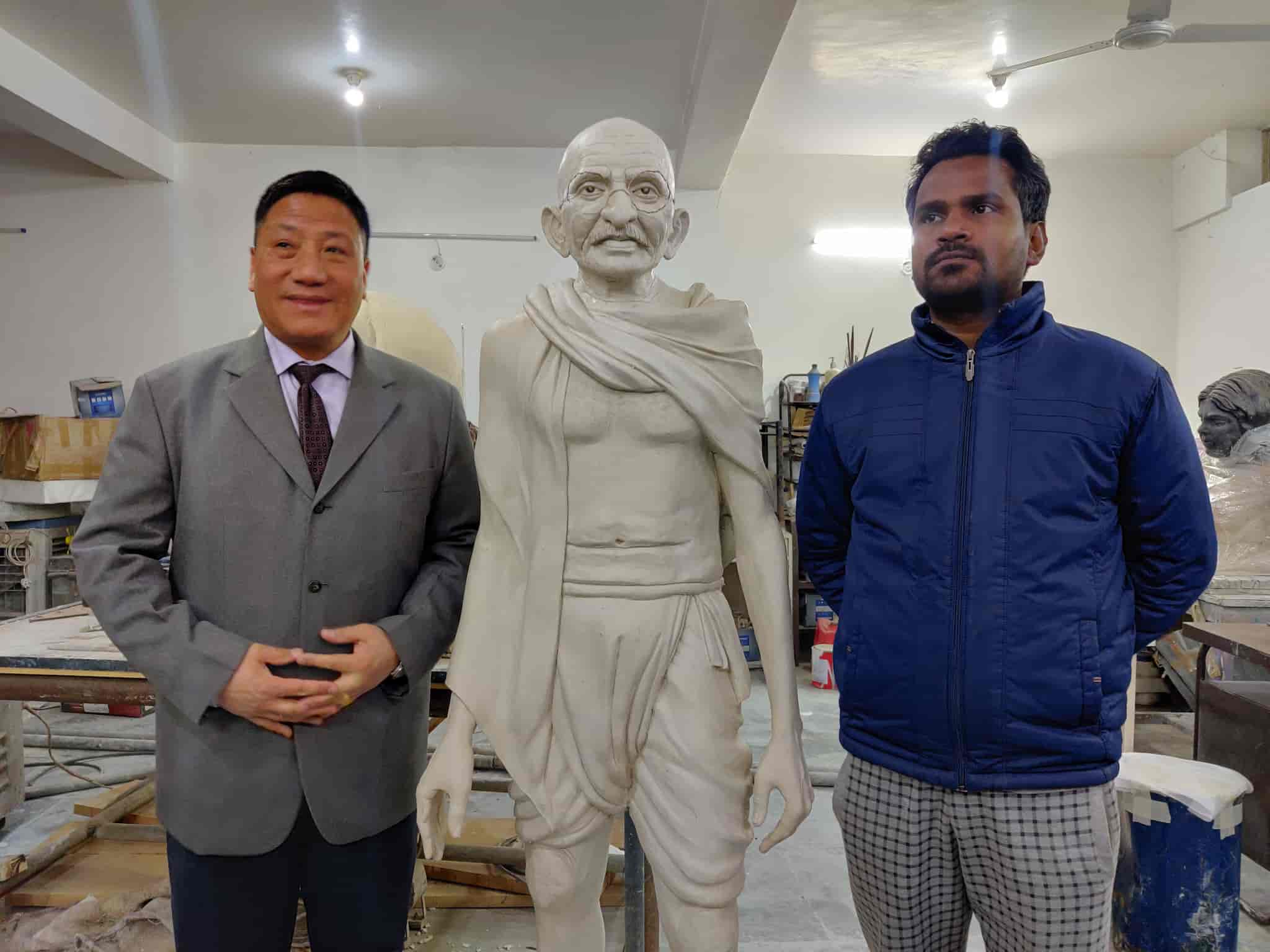 Top Sculpture Artists in Lucknow - Best Murti Maker near me - Justdial