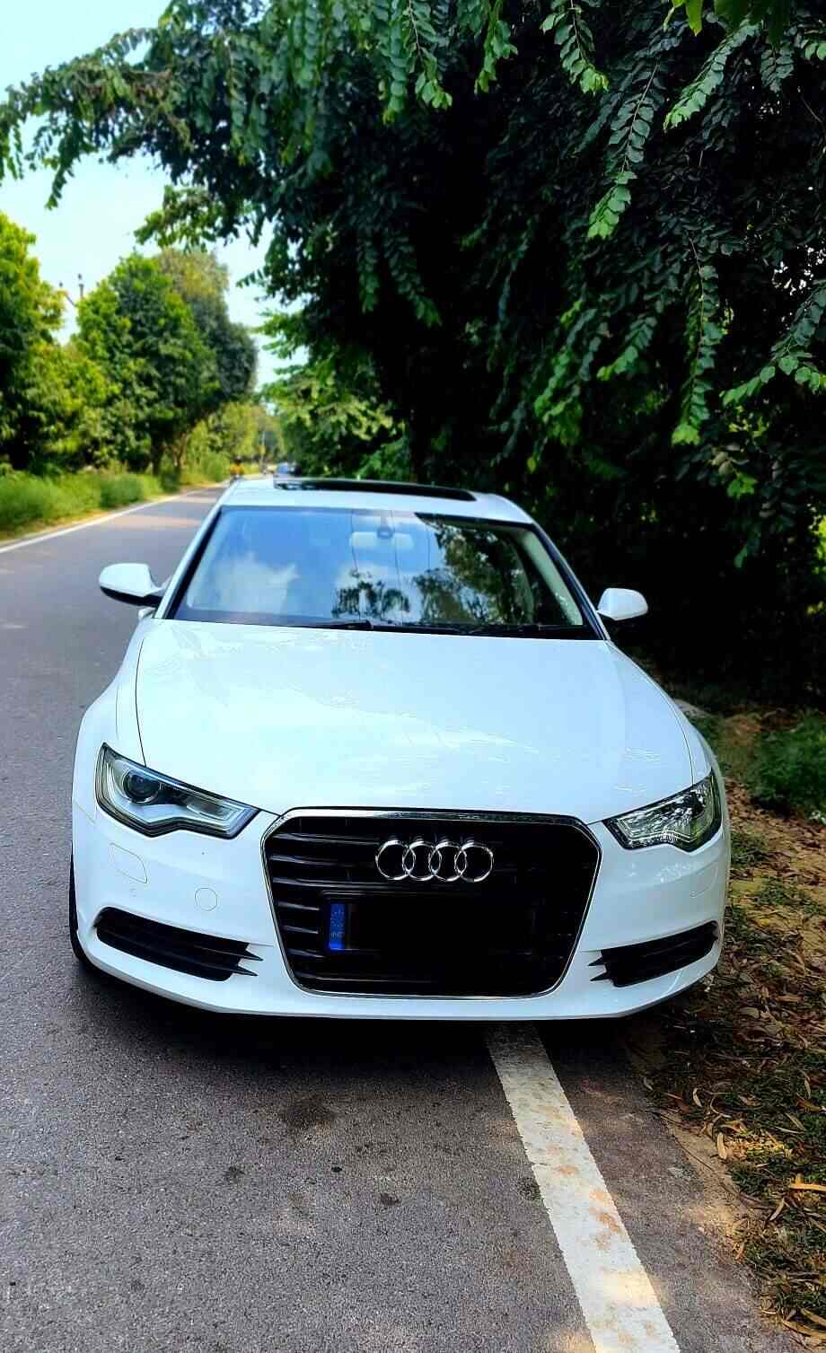 Top Car Rental For Wedding in Lucknow Best Luxury Car Rental For