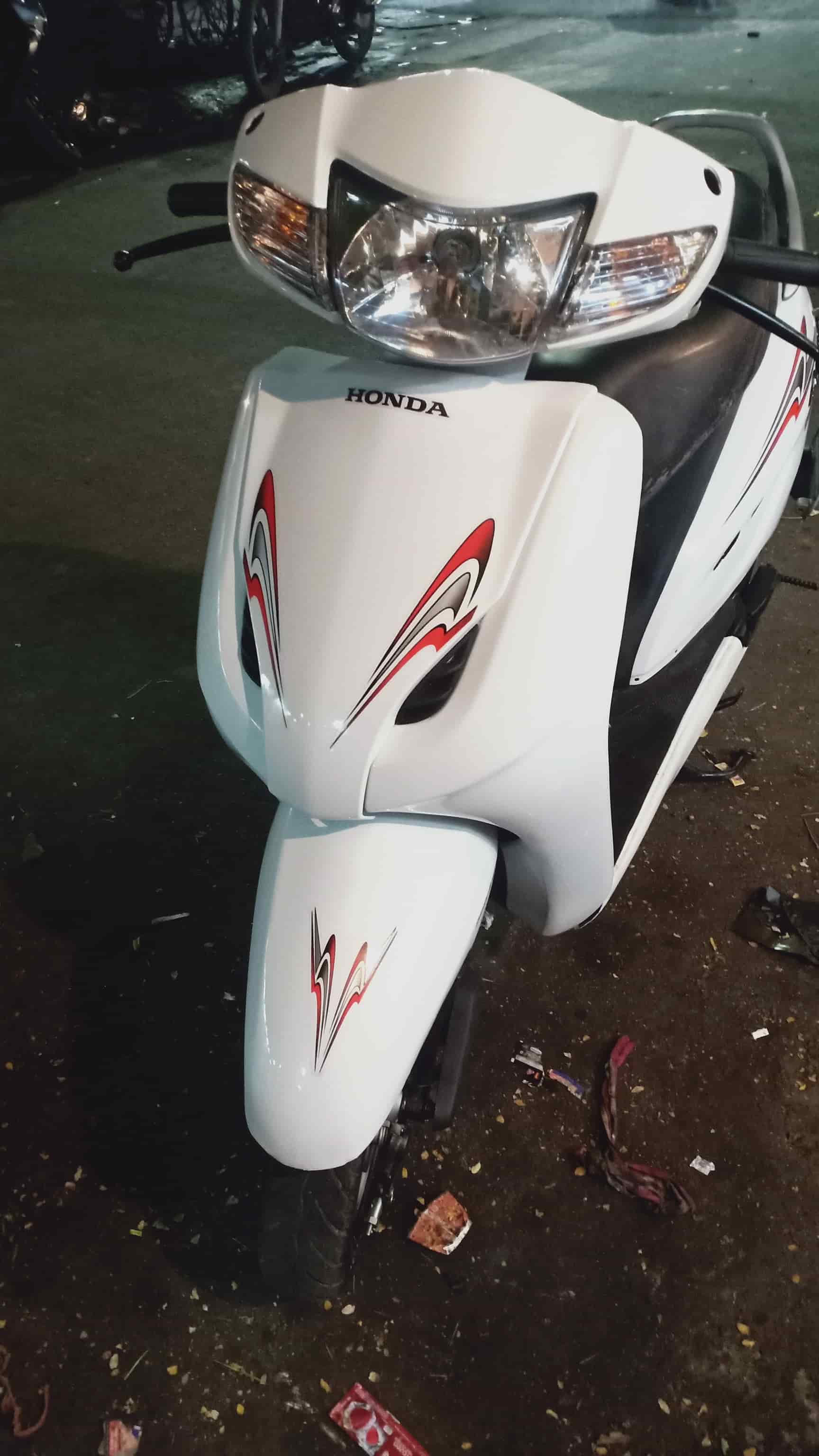 activa servicing center near me