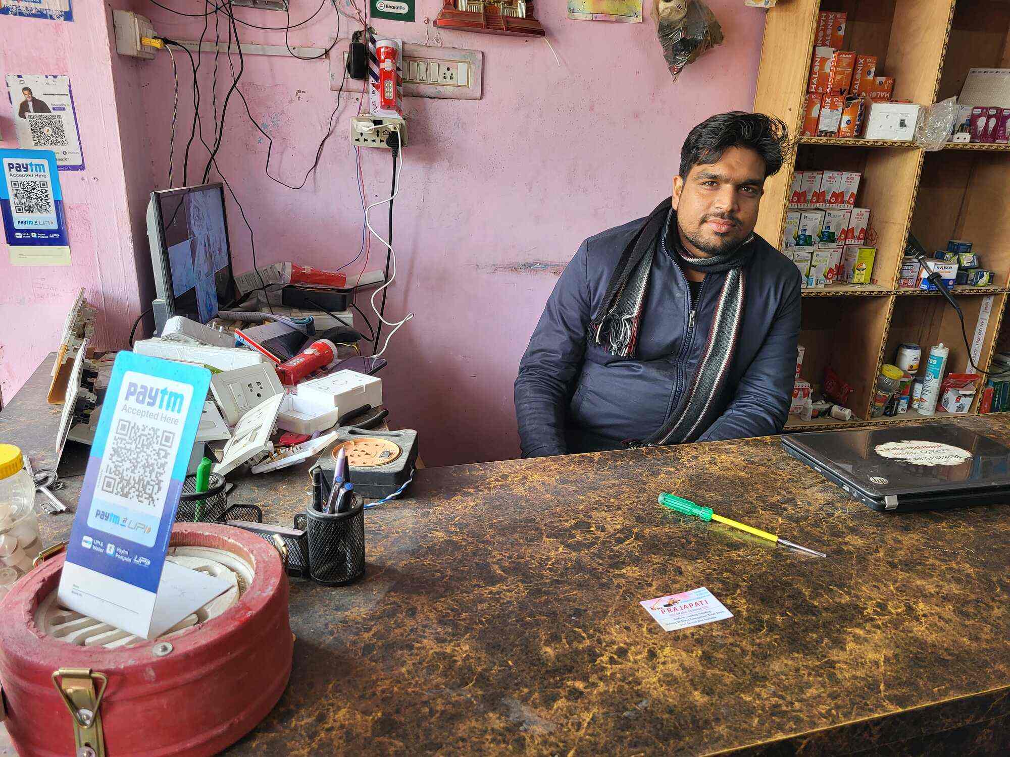 Prajapati Crane Service in Nilmatha,Lucknow Best Crane Service