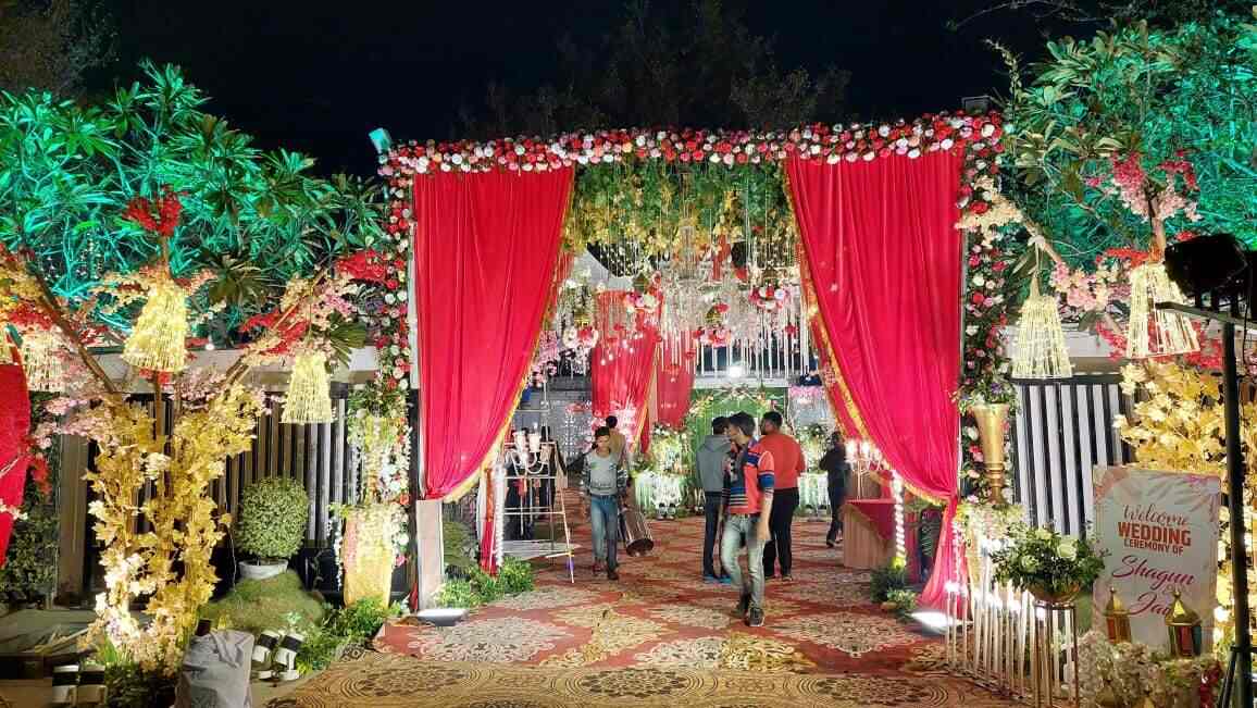 Arora tent & furniture in Hussainabad,Lucknow Best Balloon Decorators
