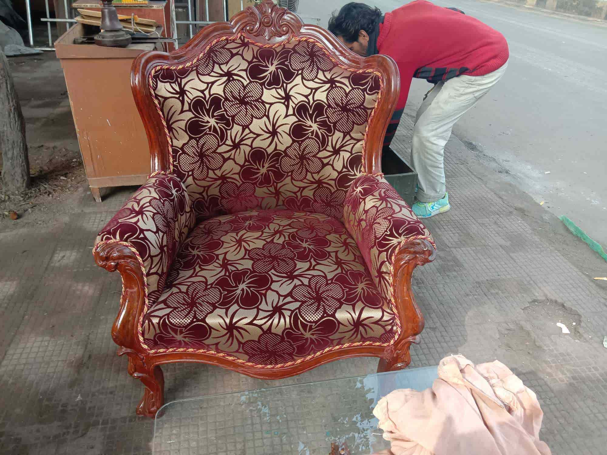 Top Second Hand Library Furniture Dealers in Varanasi सेकंड हैंड