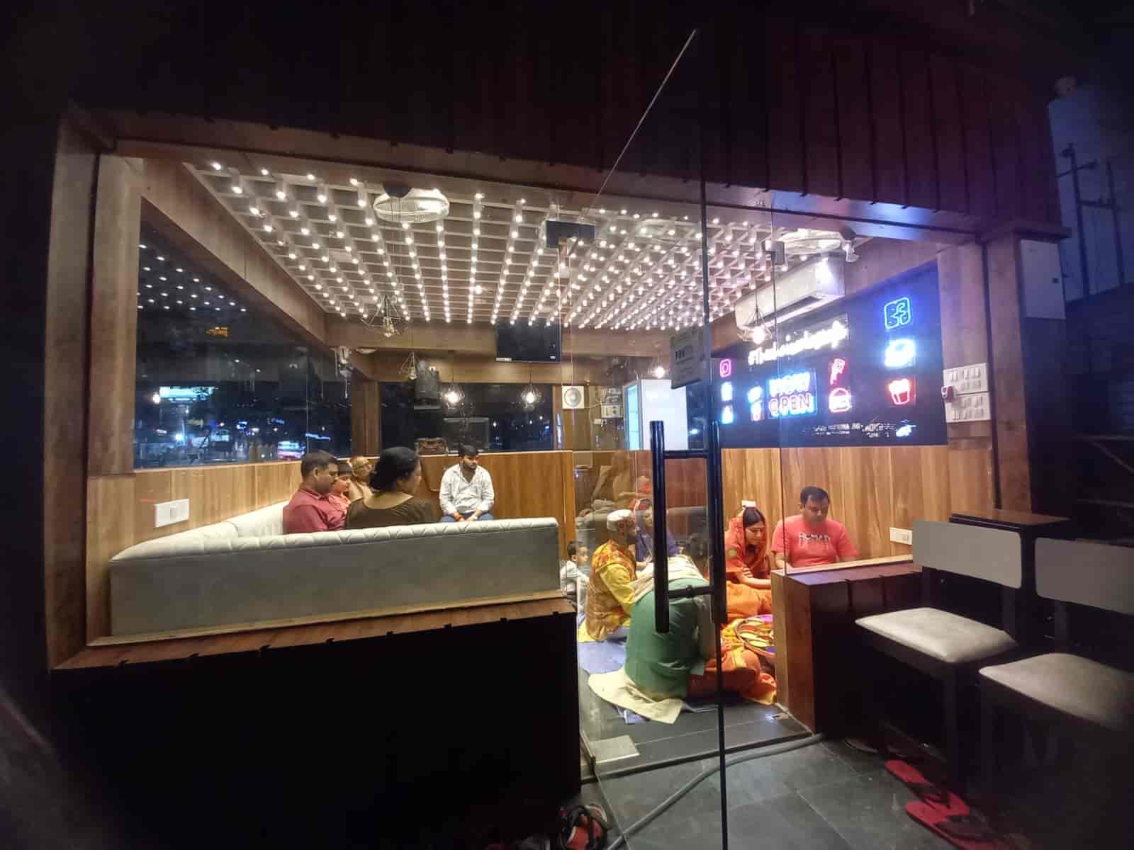 The chaiwala's cafe in Gomti Nagar,Lucknow Best Coffee Shops in