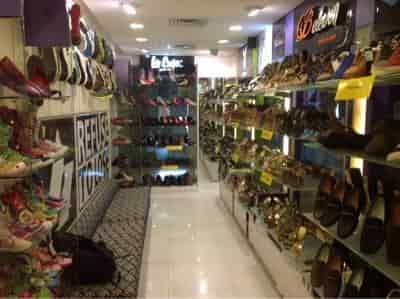 lee cooper showroom in t nagar