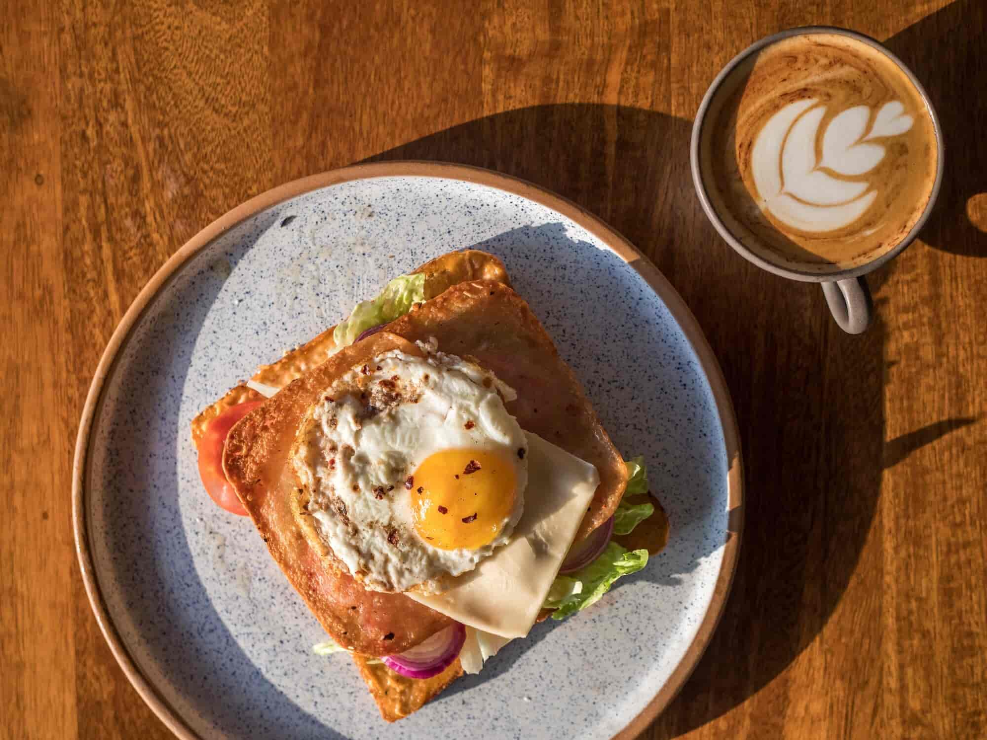 SardarJiBakhsh Coffee & Co in indira nagar lucknow,Lucknow Best