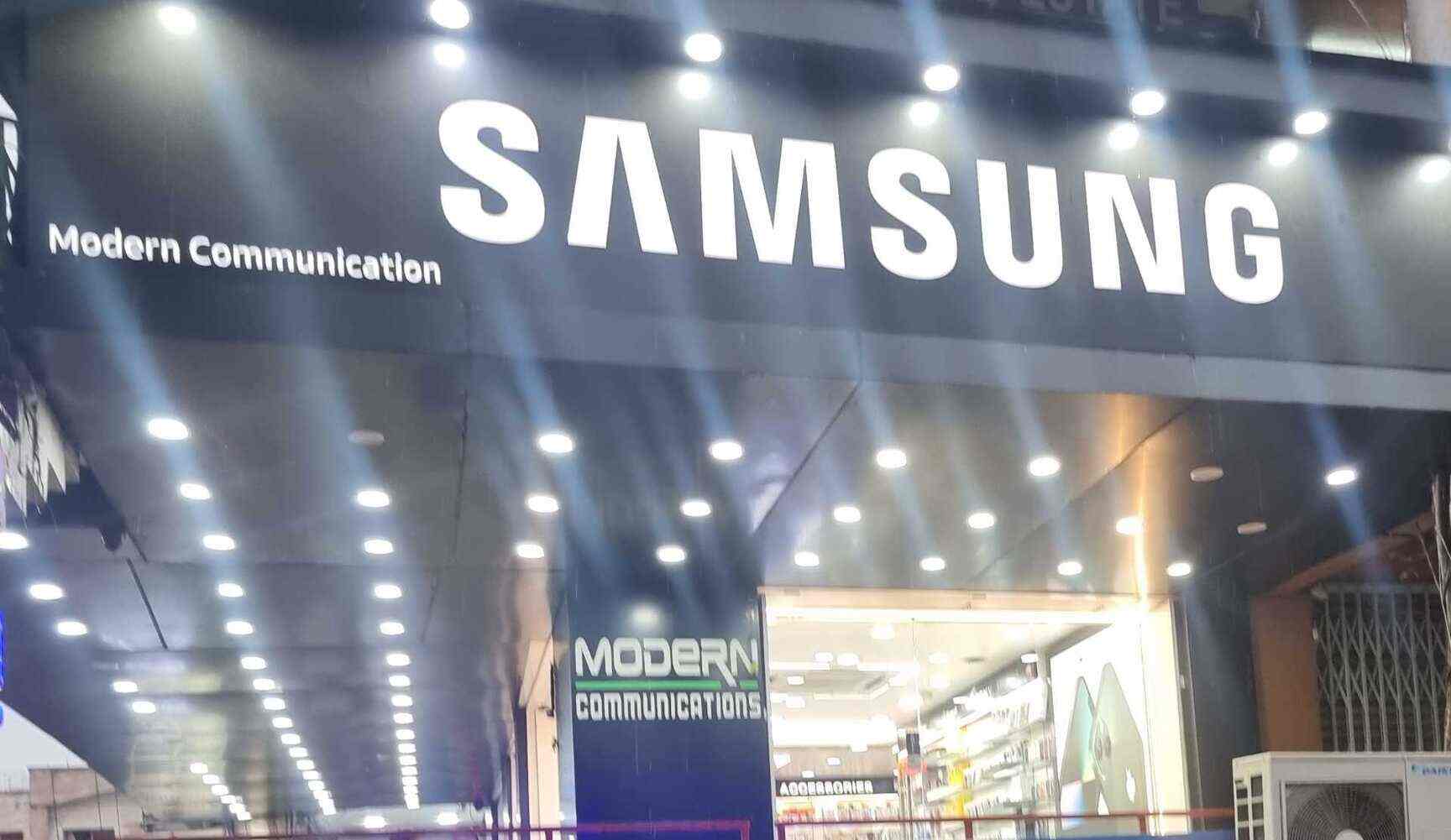 Top Jio Mobile Phone Simcard Dealers in Lucknow Best Jio Mobile Phone