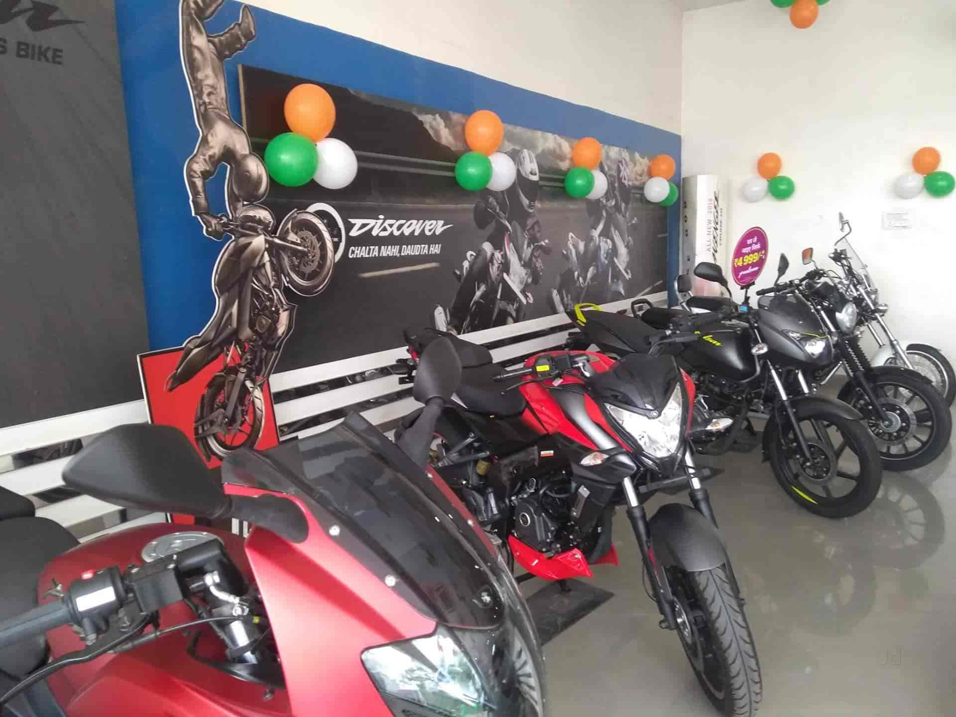 Top Bajaj Discover Motorcycle Dealers in Lucknow Chowk Best