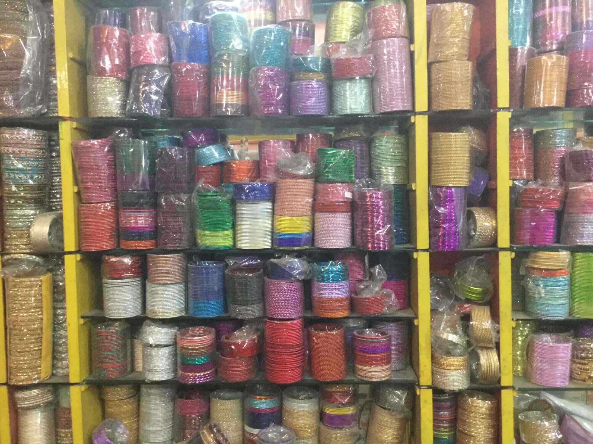 Begum Shringar Corner in Kapoorthala,Lucknow Best Imitation Jewellery