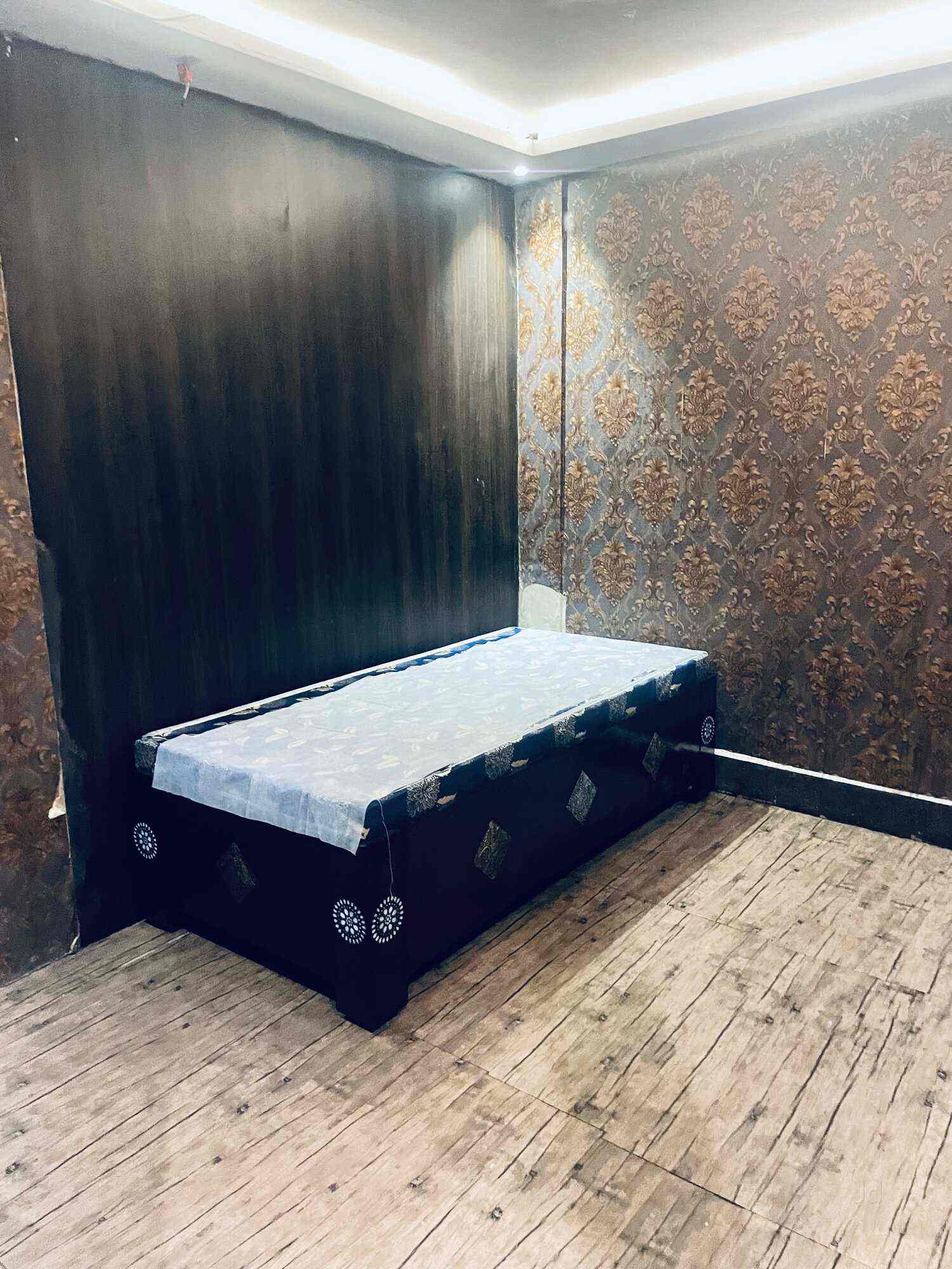 The White Lotus in Hazratganj,Lucknow Best Salons in Lucknow Justdial