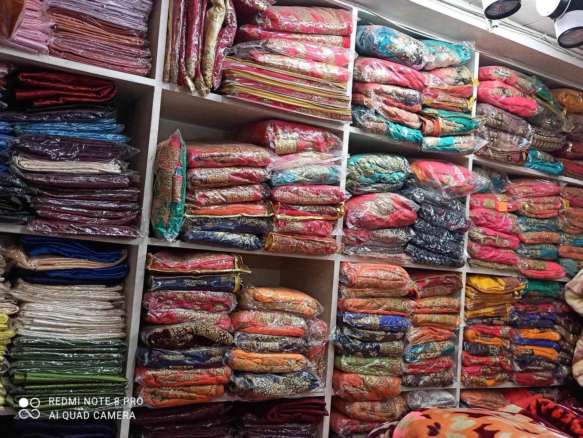 Top Blanket Wholesalers in Aminabad, Lucknow ब्लैंकेट व्होलेसलेर्स