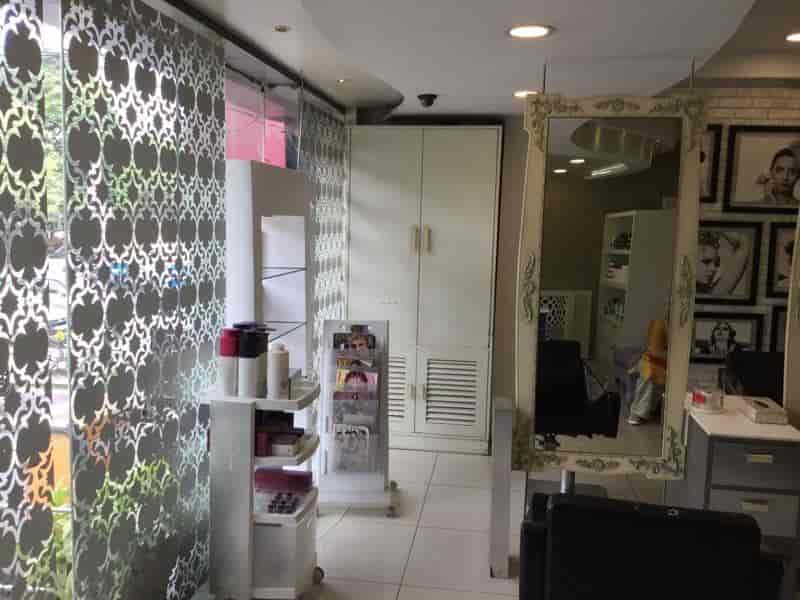 Quiff The Salon in Hazratganj,Lucknow Best Salons in Lucknow Justdial