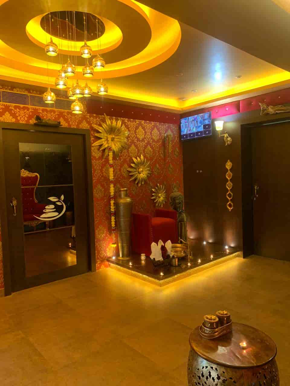 Head 2 Toe Day Spa in Gomti Nagar,Lucknow Best Body Massage Centres