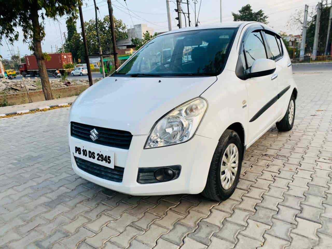 Om Car Bazar in Chandigarh Road,Ludhiana Best Second Hand Car Dealers