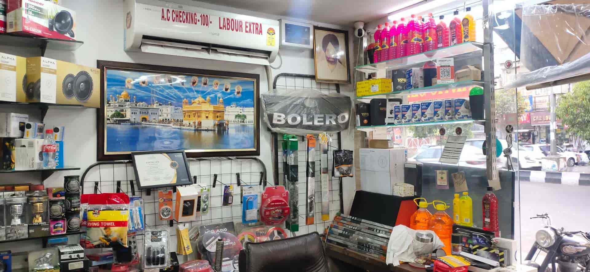 Car Shoppe in Model Town,Ludhiana Best HyundaiCar Accessory Dealers