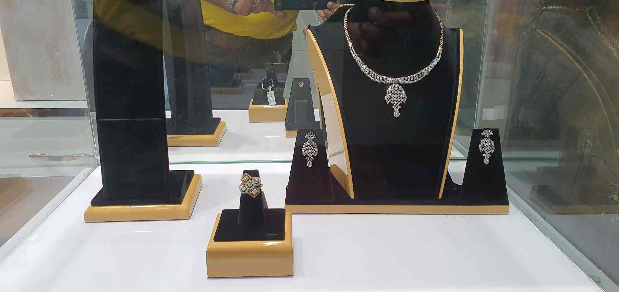 R K Jain Jewellers in Civil Lines,Ludhiana Best Diamond Jewellery