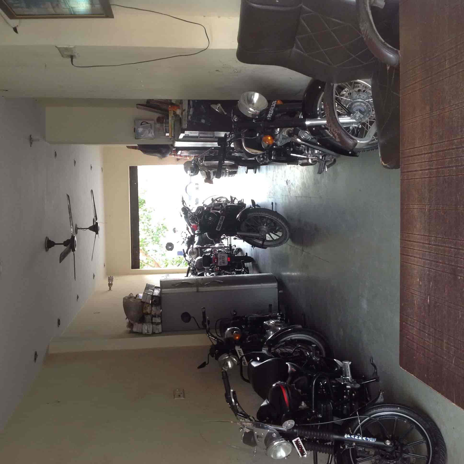Top Kawasaki Ninja Motorcycle Dealers in Ghumar Mandi - Best