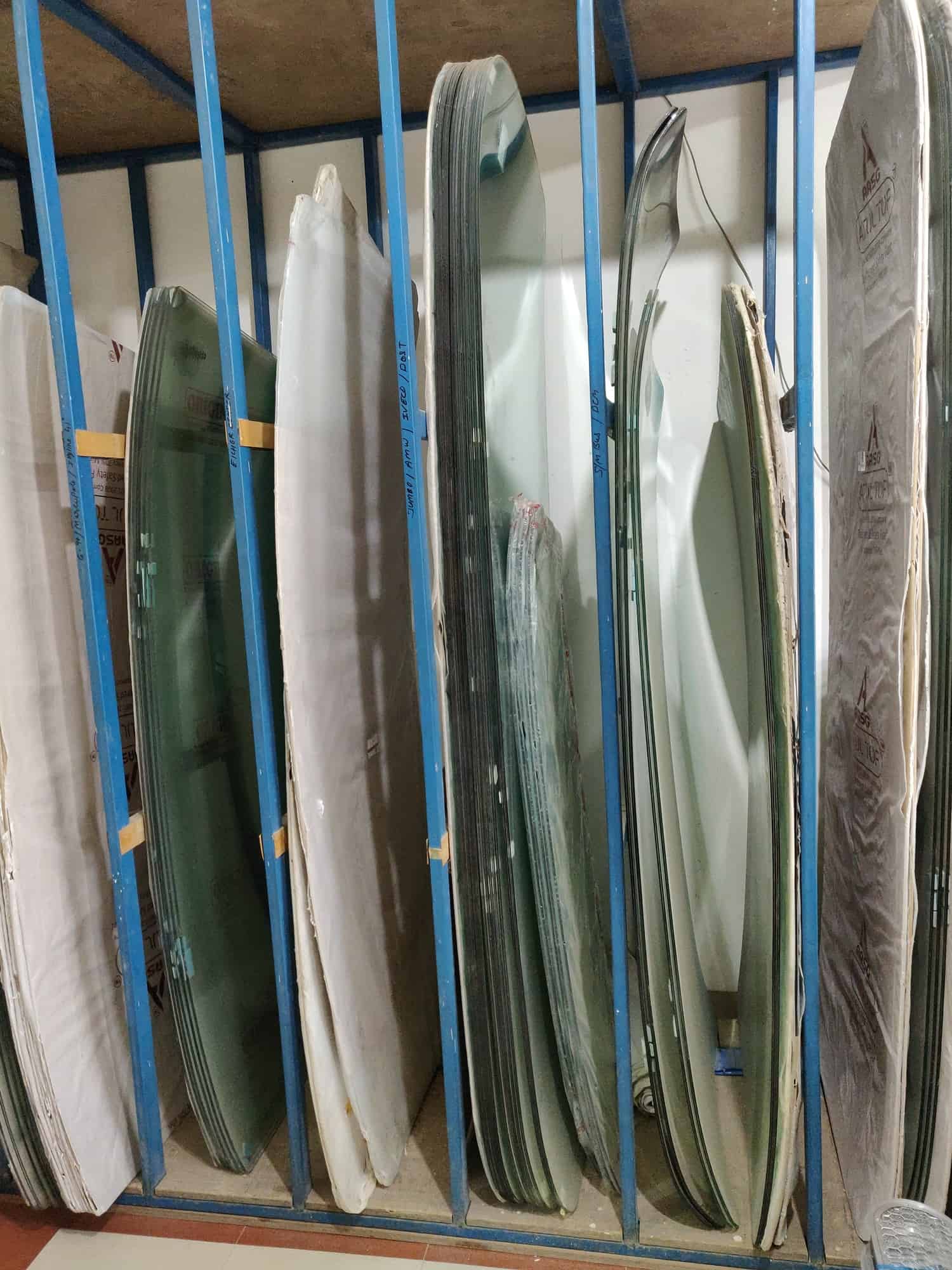 Makkar Auto Glass in Sanehwal,Ludhiana Best Car Glass Dealers in