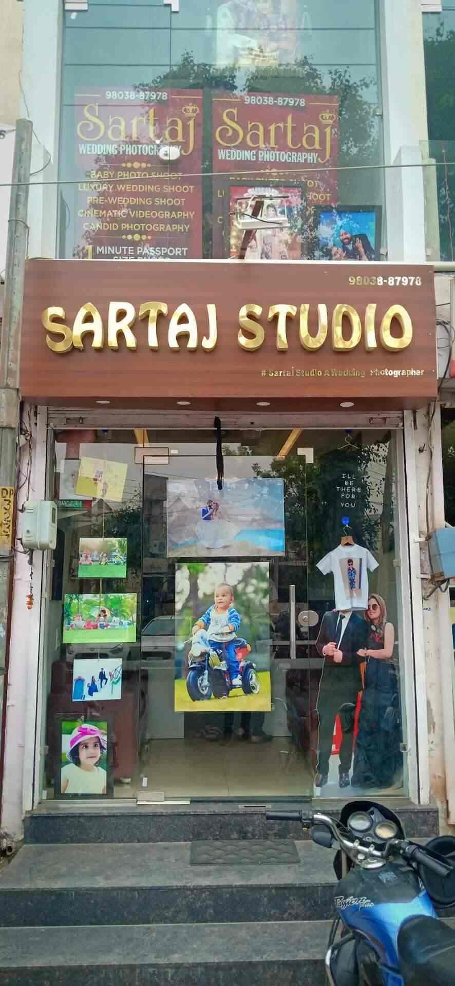 Sartaj Studio Photos, Kochar Market Chowk, Ludhiana Pictures & Images