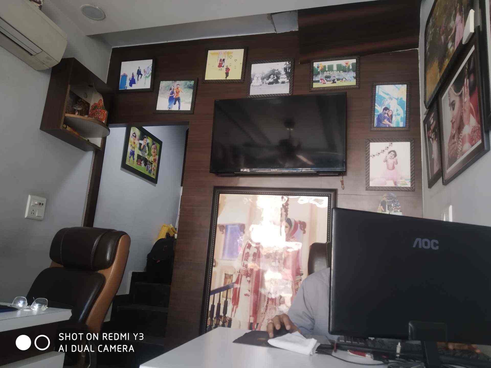 Sartaj Studio Photos, Kochar Market Chowk, Ludhiana Pictures & Images