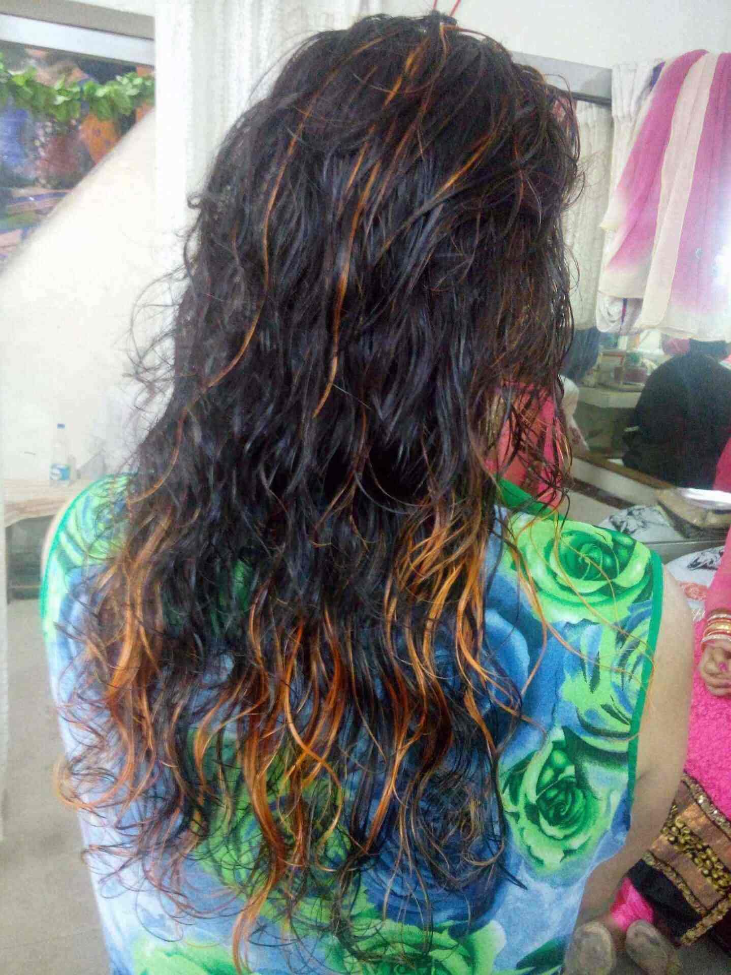 Rozy Beauty Parlour & Training Centre in lkd bzar chowk,Ludhiana - Best Beauty Parlours in Ludhiana - Justdial Rozy Beauty Parlour & Training Centre in lkd bzar chowk,Ludhiana - Best Beauty Parlours in Ludhiana - Justdial