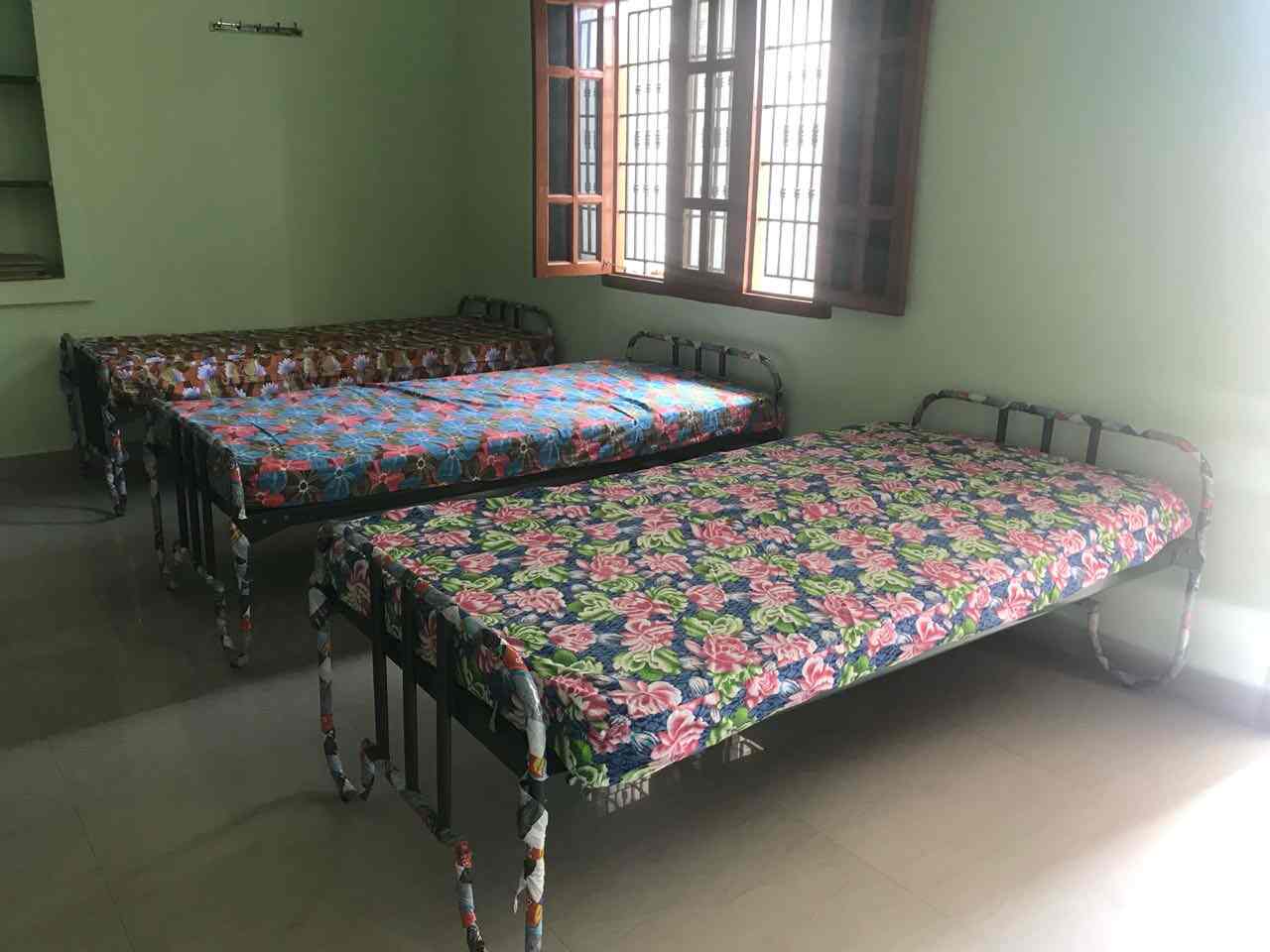 Top Ac Paying Guest For Men in Pasumalai Madurai Best Ac Pg For