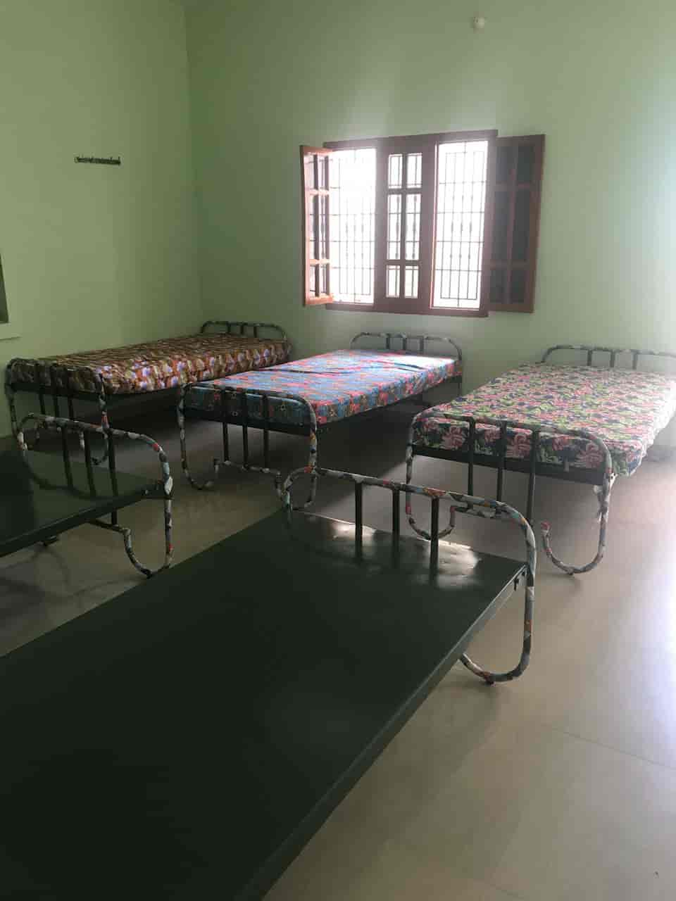 Top Ac Paying Guest For Men in Pasumalai Madurai Best Ac Pg For