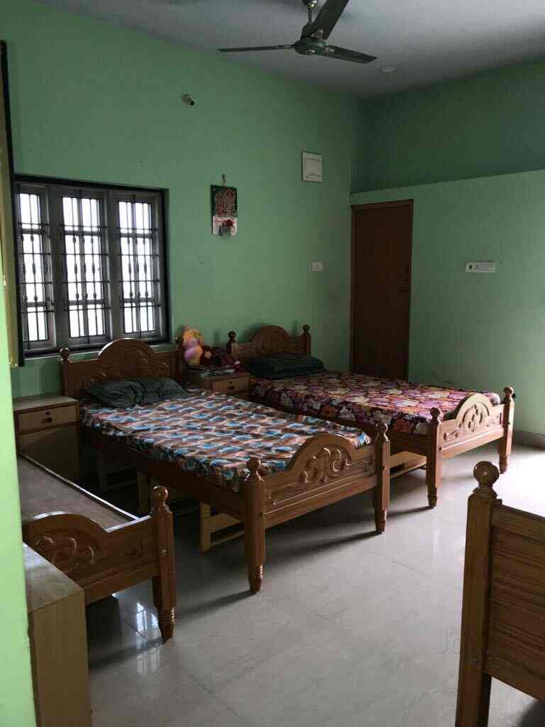 Top Ac Paying Guest For Men in Pasumalai Madurai Best Ac Pg For