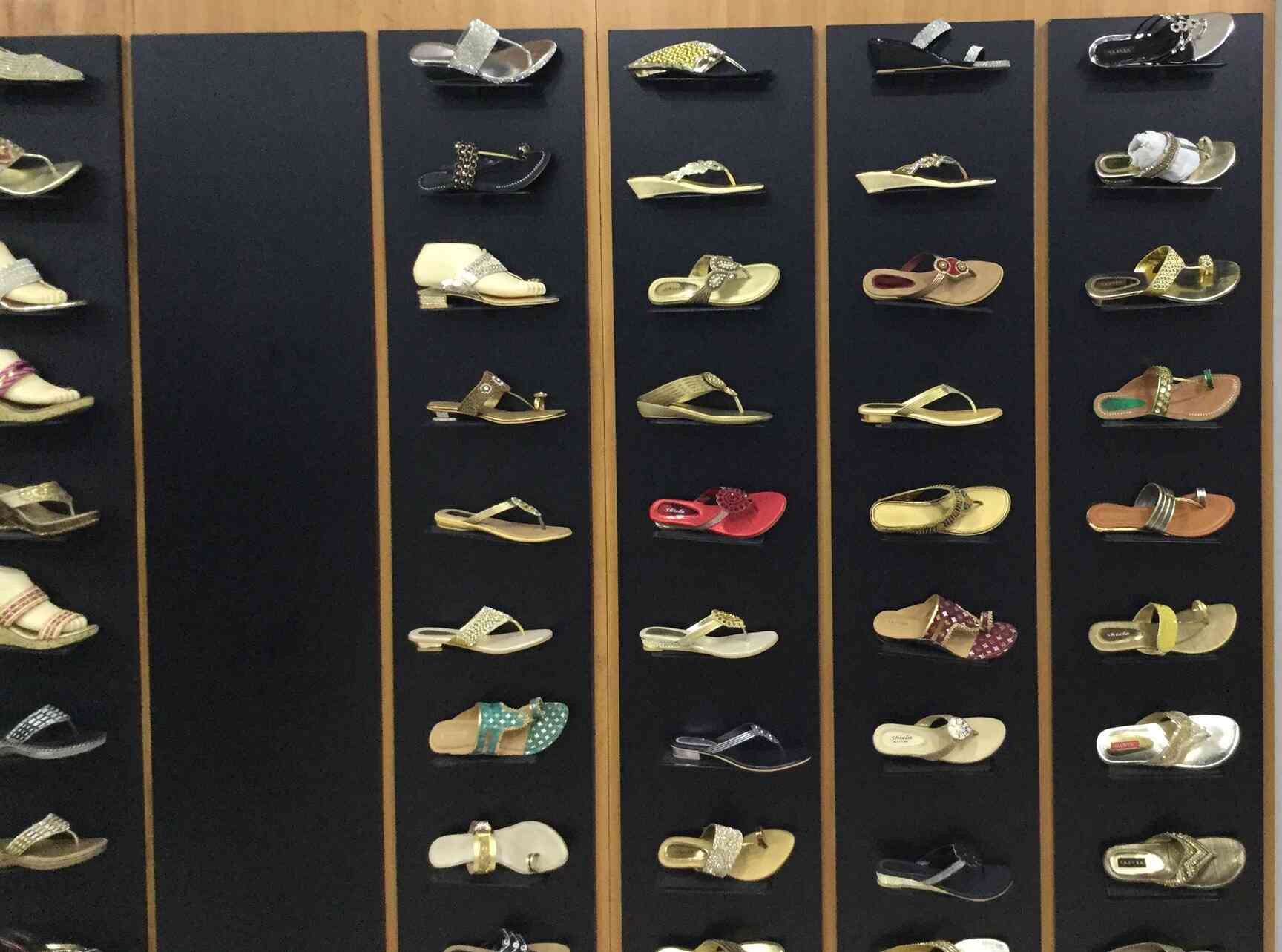 Top Lee Cooper Shoe Dealers in Madurai Best Lee Cooper Shoe Dealers