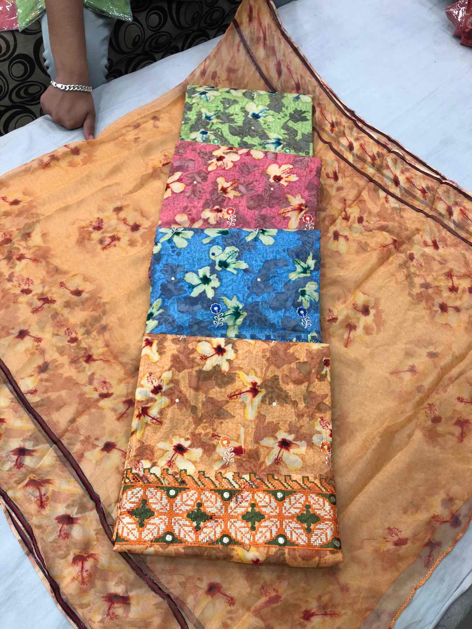 Chawla Cloth House in Mahilpur,Hoshiarpur Best Readymade Garment