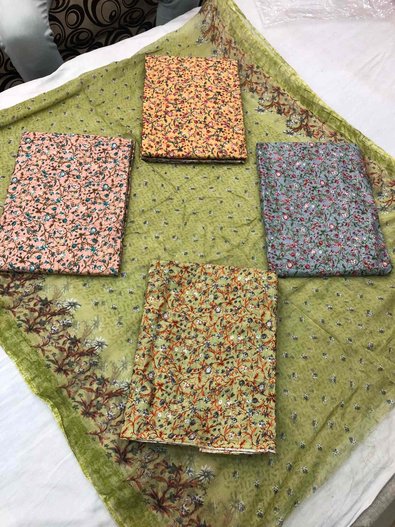 Chawla Cloth House in Mahilpur,Hoshiarpur Best Readymade Garment