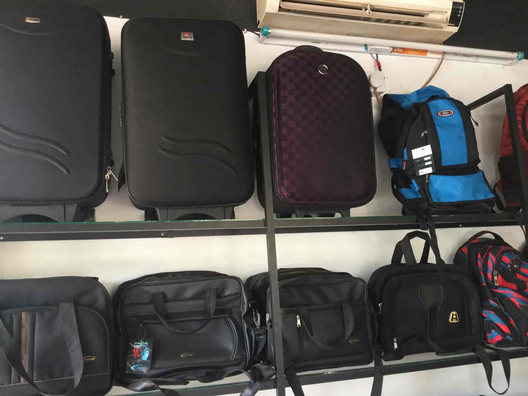 Top American Tourister Travelling Bag 
