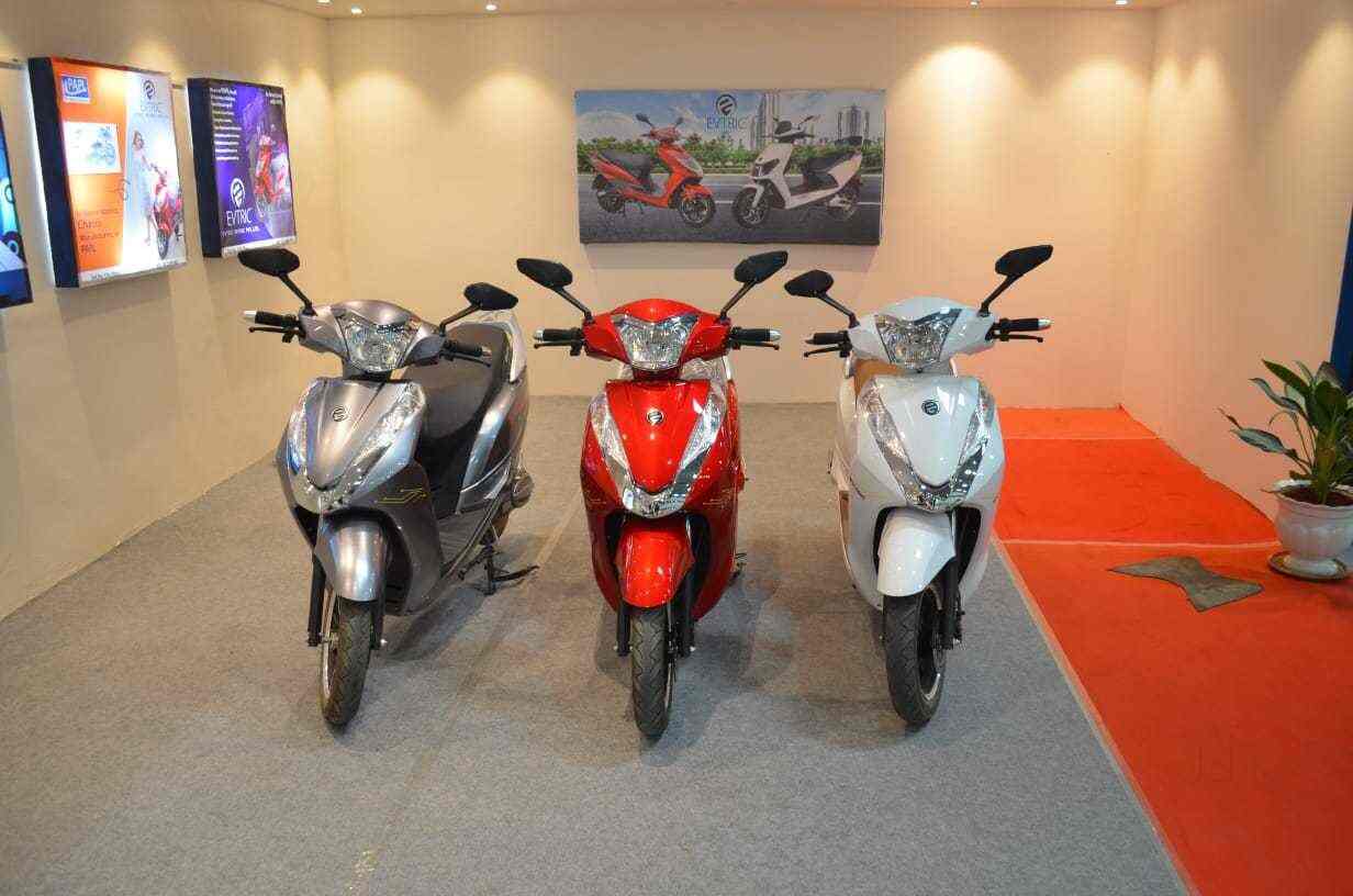 Top Raftaar Electrica Battery Operated Scooter Dealers in Chennai