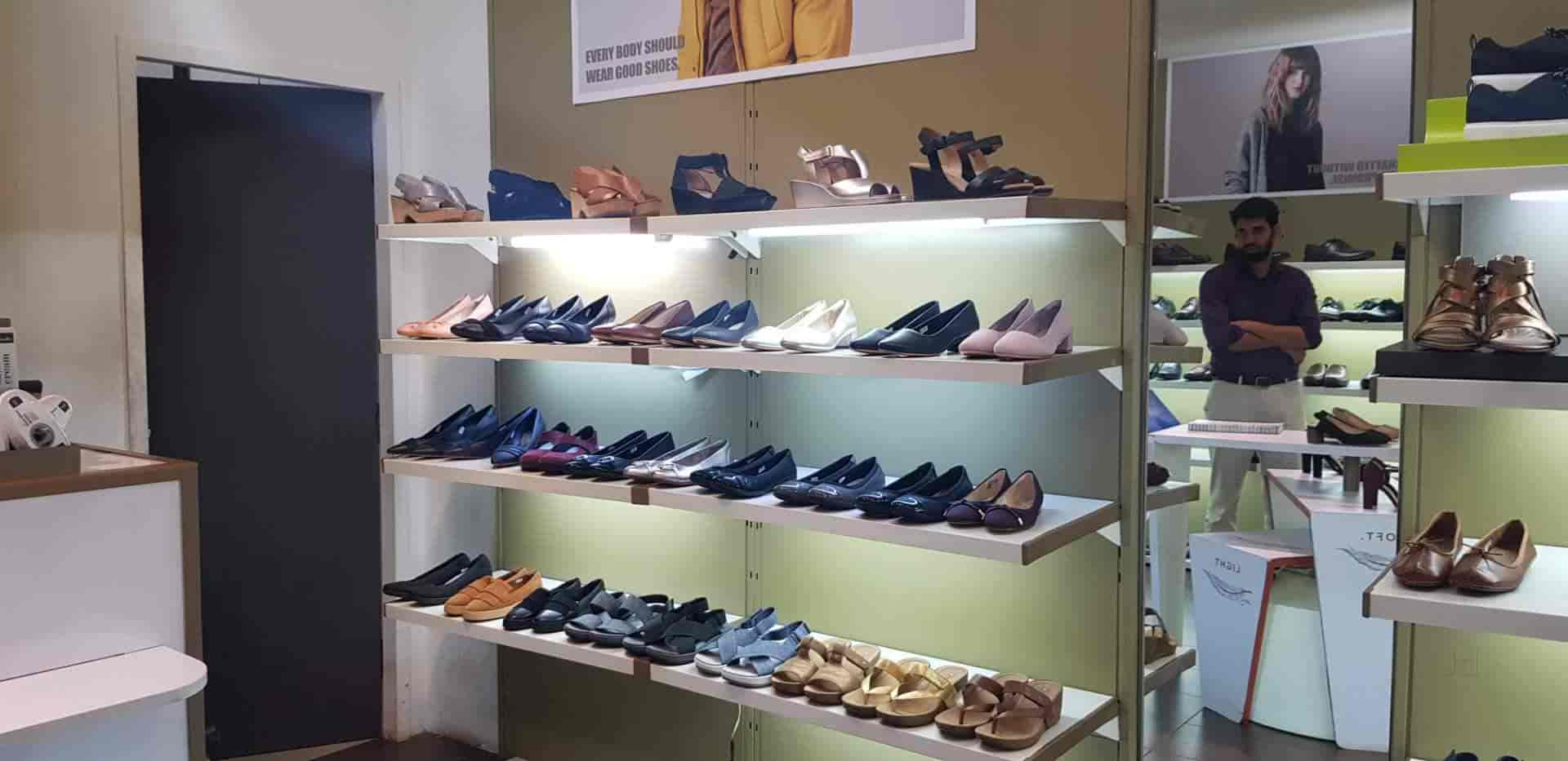 Clarks best sale shoes showroom