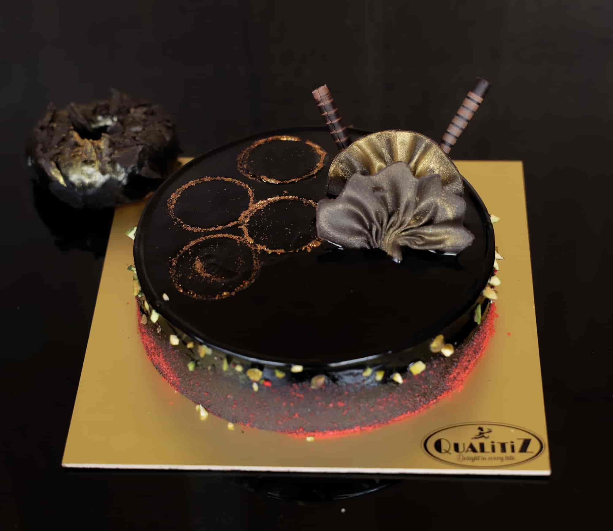 Qualitiz Cakes & Bakes in Near Town Masjid,Mangalore Best Bakeries in