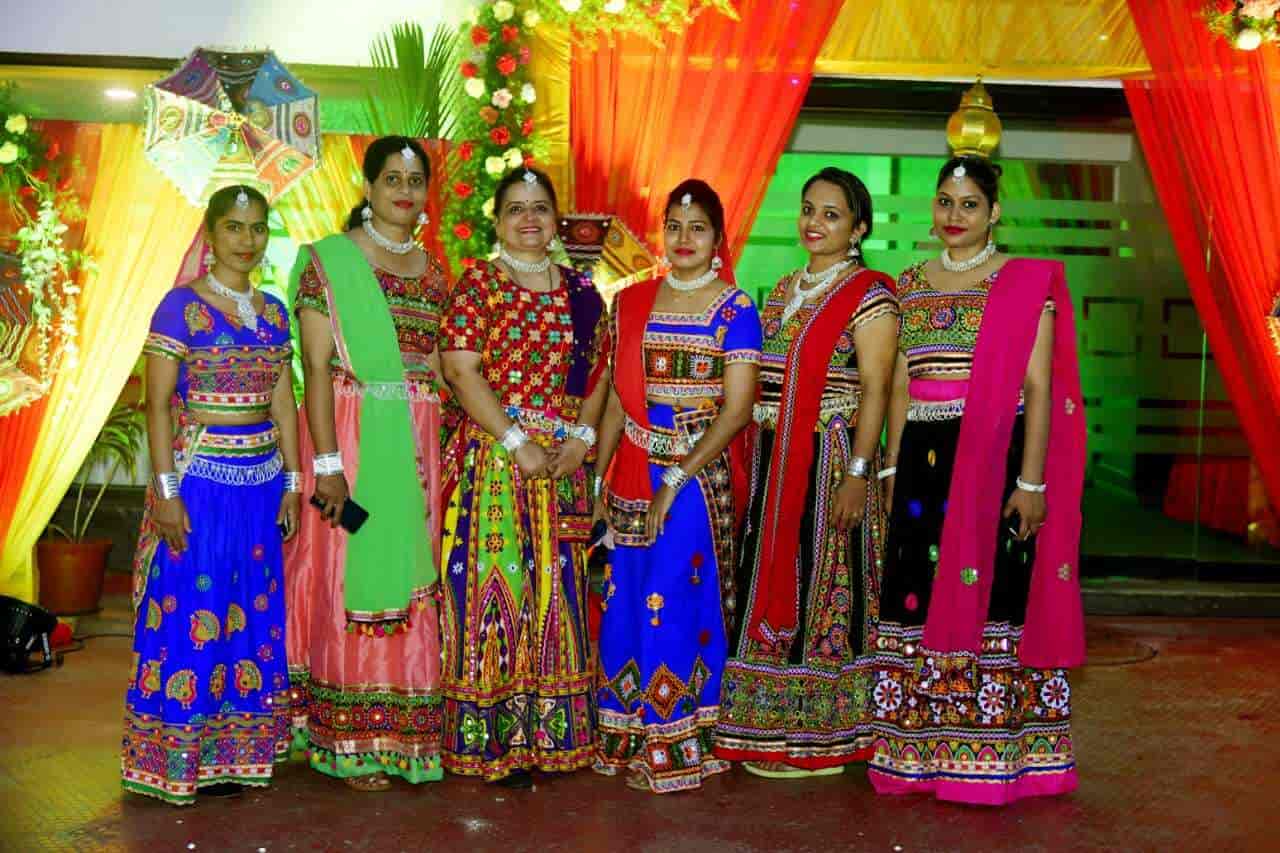 Top Garba Costumes On Rent in Mangalore - Best Dandiya Costumes On Hire  near me - Justdial