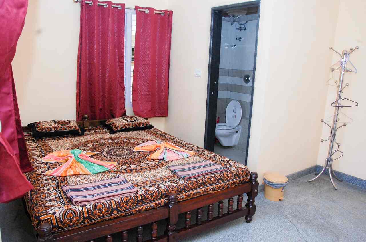 Travellers Homestay & Refresh Rooms, Kudroli Lodging Services in