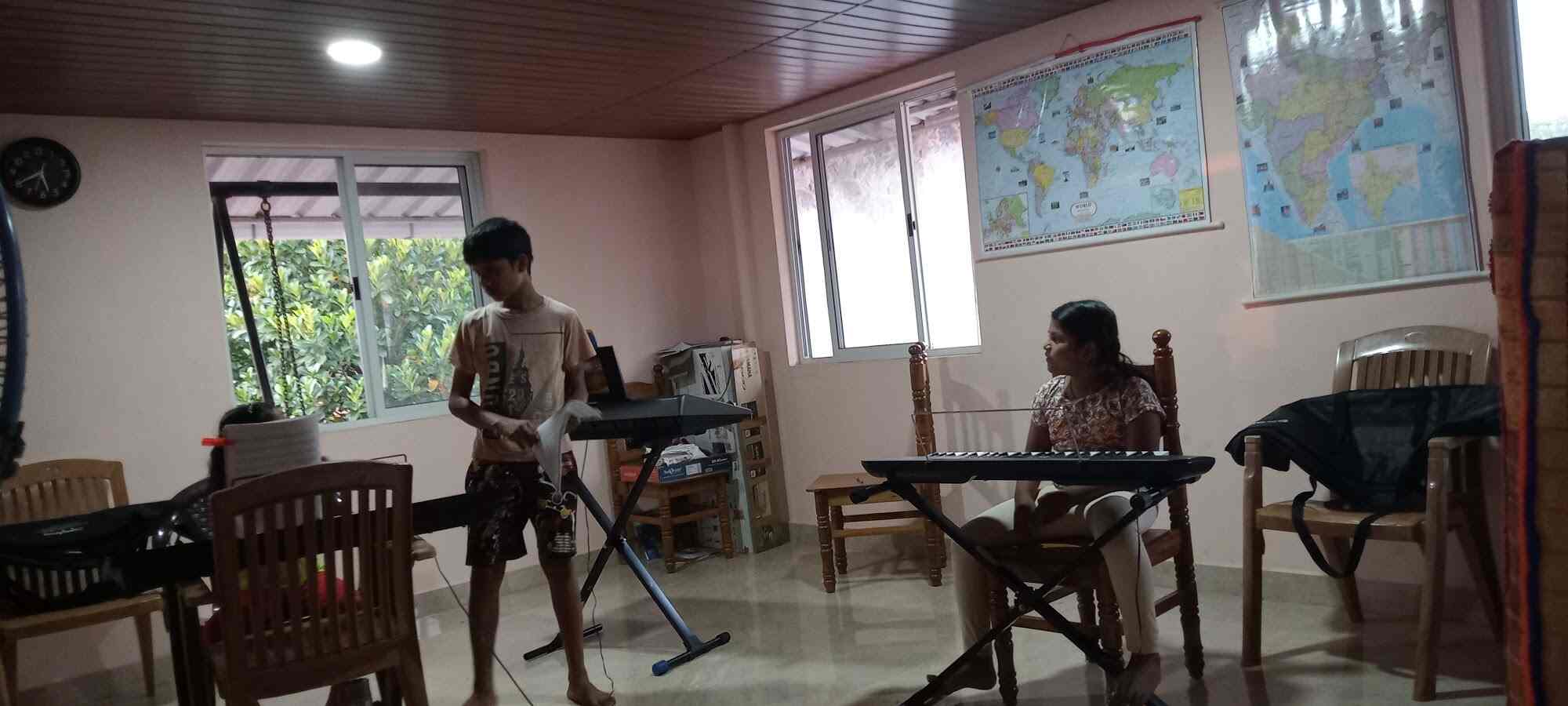 Top Vocal Music Classes in Urwa, Mangalore Singing Classes in