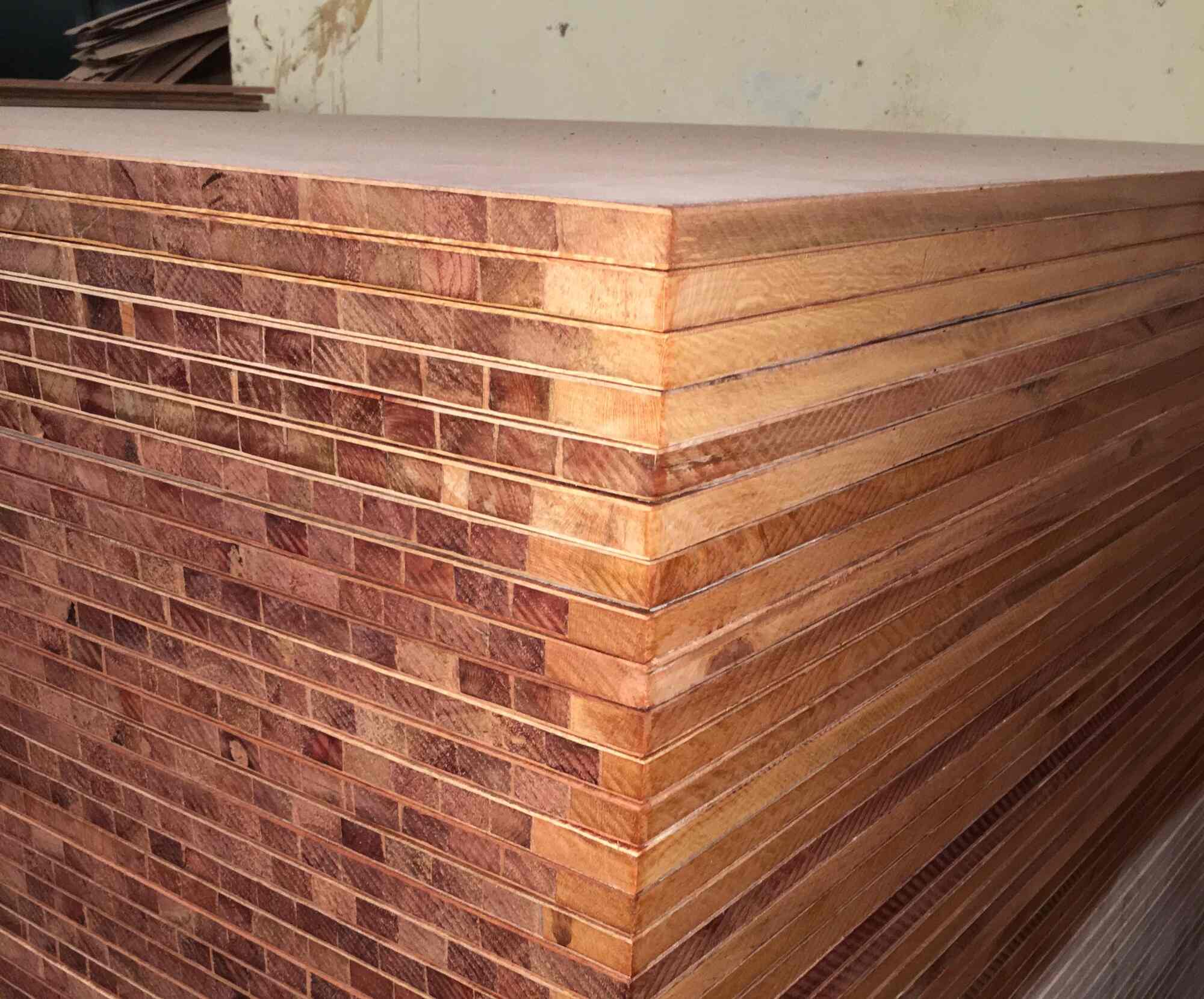 Magic City Plywood - 6o75pg7